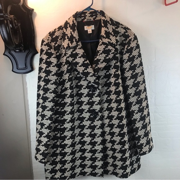 Talbots - Picture 1 of 11